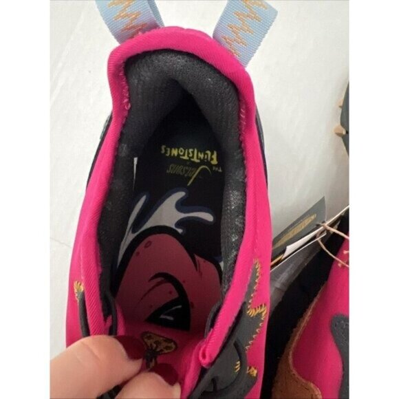 Reebok Classics The Flintstones Zig Kinetica II Edge Pursuit Pink Vibram GY3980 - Picture 10 of 13